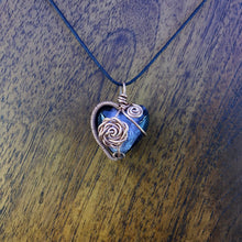 Load image into Gallery viewer, spiral rose