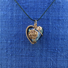 Load image into Gallery viewer, spiral rose
