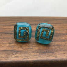 Load image into Gallery viewer, aqua brass spiral
