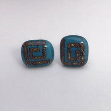 Load image into Gallery viewer, aqua brass spiral
