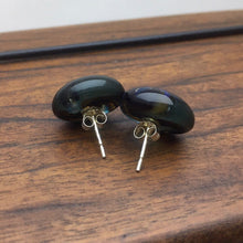 Load image into Gallery viewer, swirled buttons
