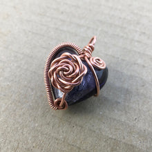 Load image into Gallery viewer, spiral rose
