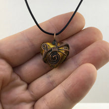 Load image into Gallery viewer, gold spirals
